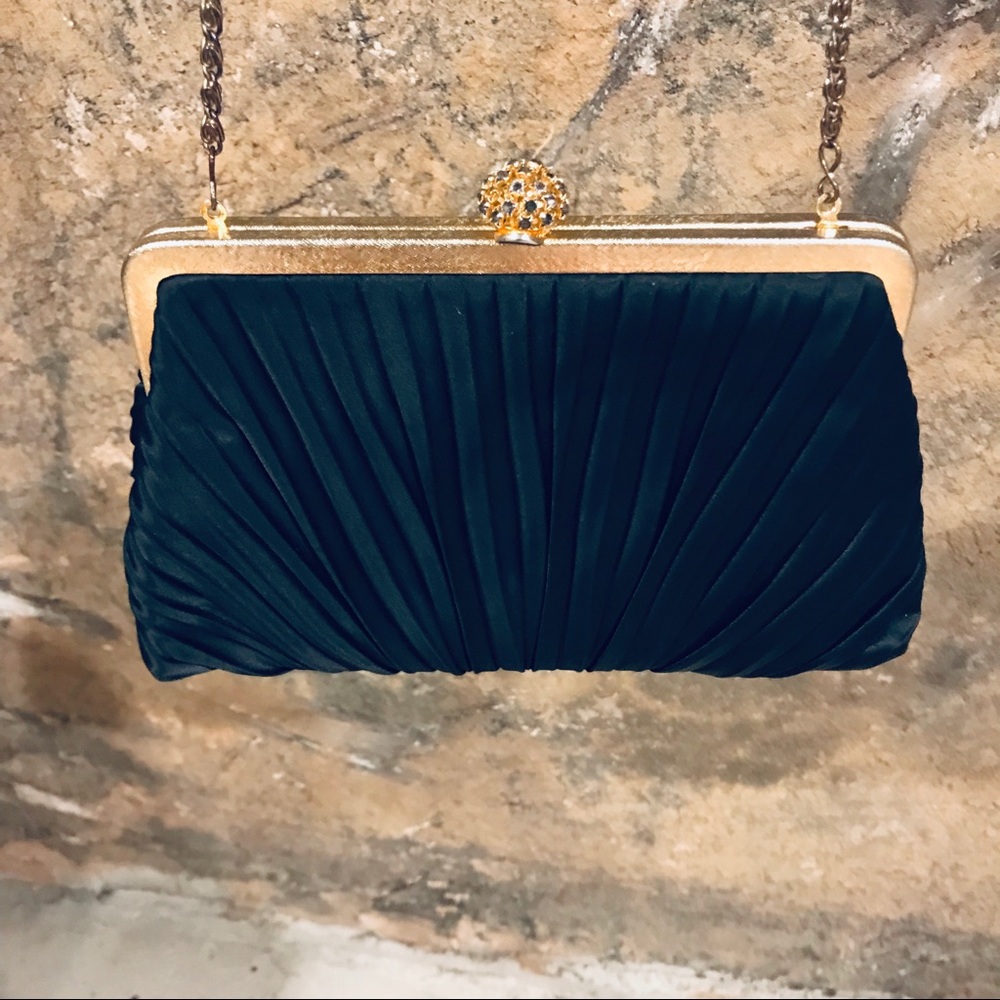 Vintage cocktail clutch black and gold